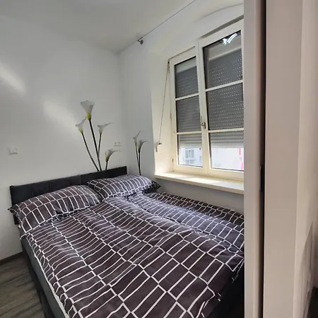 Wachau An Der Historischen Stadtmauer