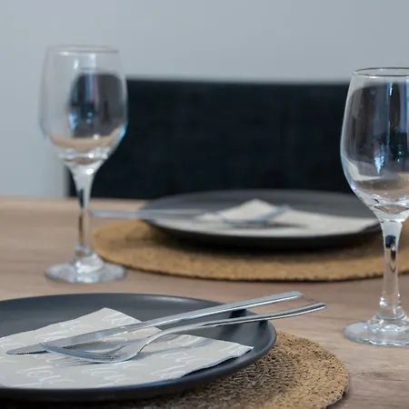 Wachau An Der Historischen Stadtmauer * Krems an der Donau