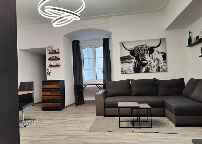 Wachau An Der Historischen Stadtmauer