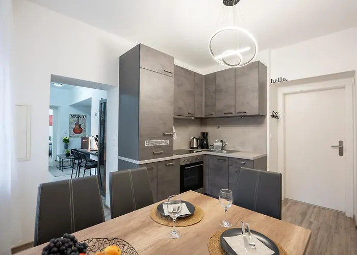 Wachau An Der Historischen Stadtmauer *