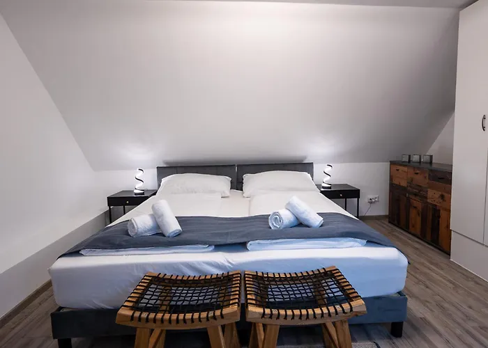 Wachau An Der Historischen Stadtmauer Krems an der Donau