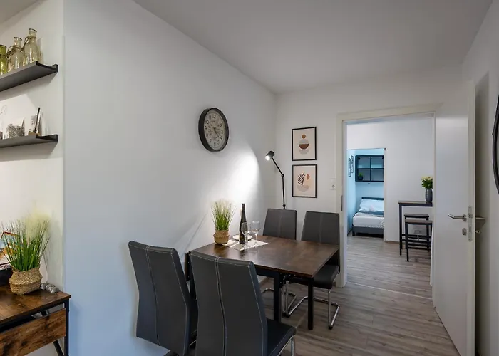 Wachau An Der Historischen Stadtmauer Krems an der Donau